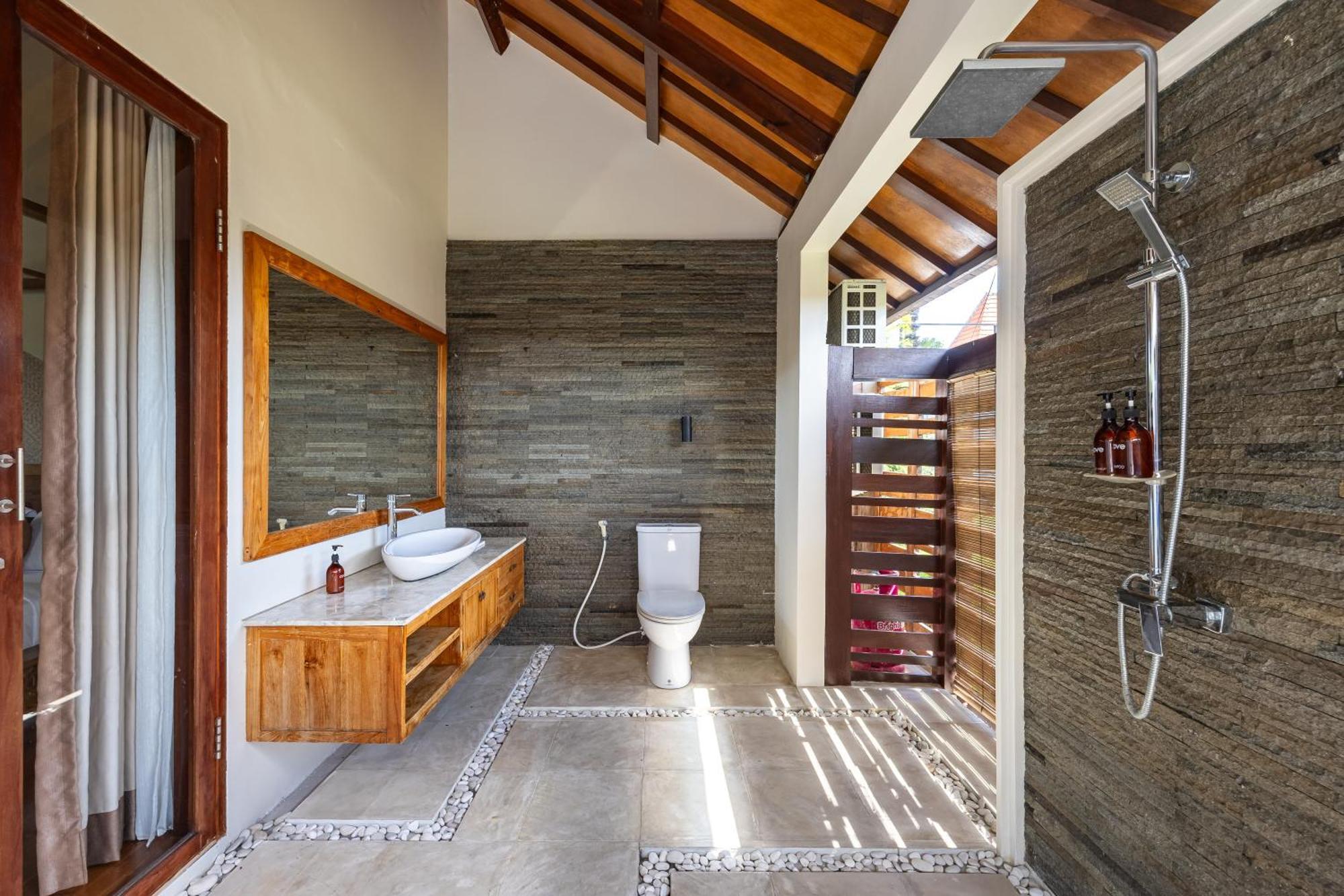 Cove Urbanest Inn Seminyak  Exterior photo